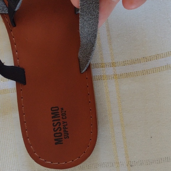 Mossimo sandals - Picture 11 of 13